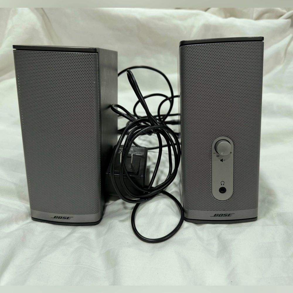 Bose Companion 2 Series II Multimedia Speaker System